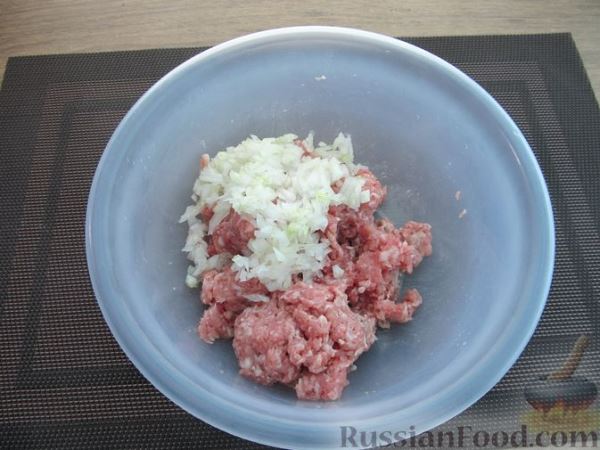 Митболы с обжаренными овощами