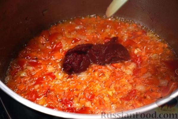 Томатный суп с тушёнкой и макаронами